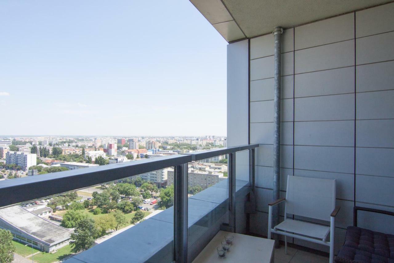 Juls Apartment Next To Football And Hockey Stadium Bratislava Exterior foto